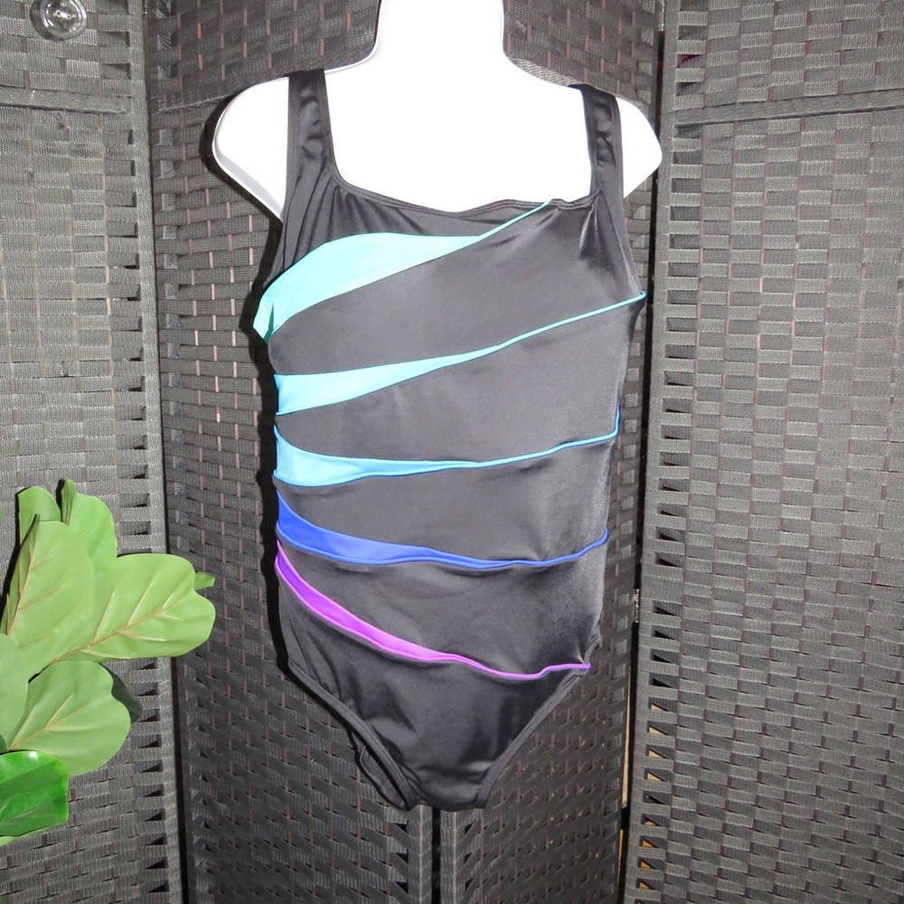 Swimsuits for all one piece LONGITUDE